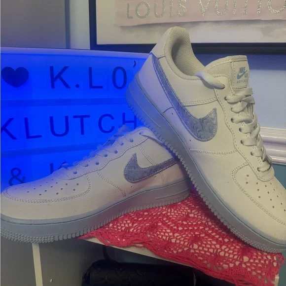 Nike Air Force 1 Hydrogen Blue w/Psychedelic Swooshes - Picture 1 of 6